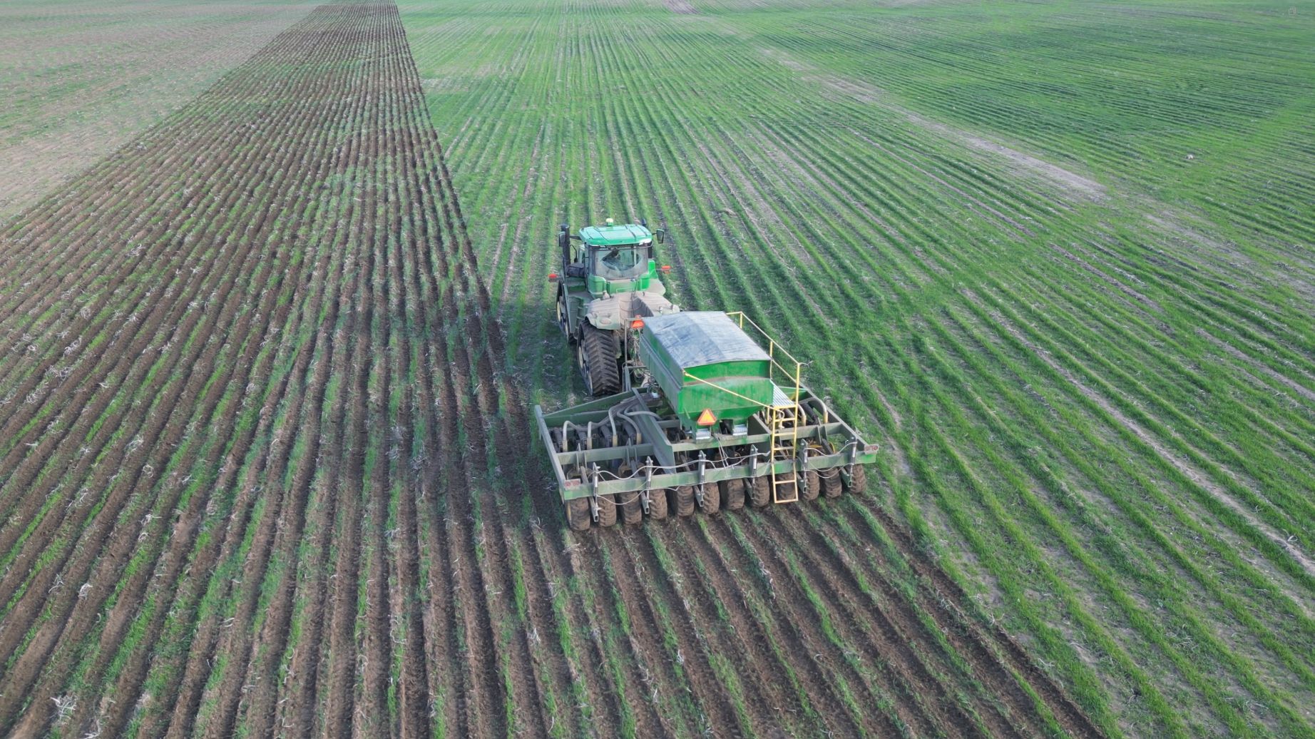 Dirty Stripper strip till unit working a green field